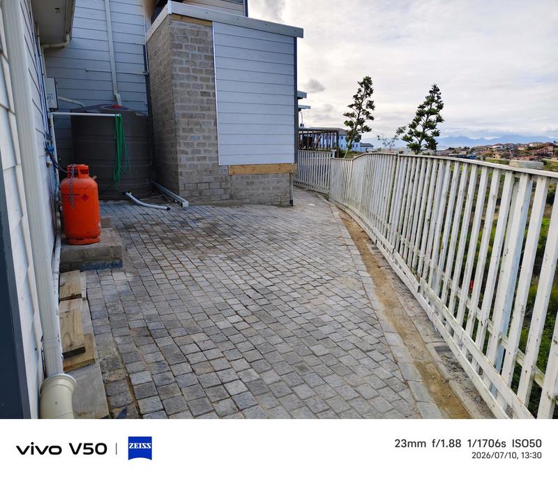 3 Bedroom Property for Sale in Hartenbos Heuwels Western Cape
